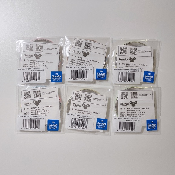 Doremi X Sanrio Pin Badges Set of 6 - Picture 3 of 3